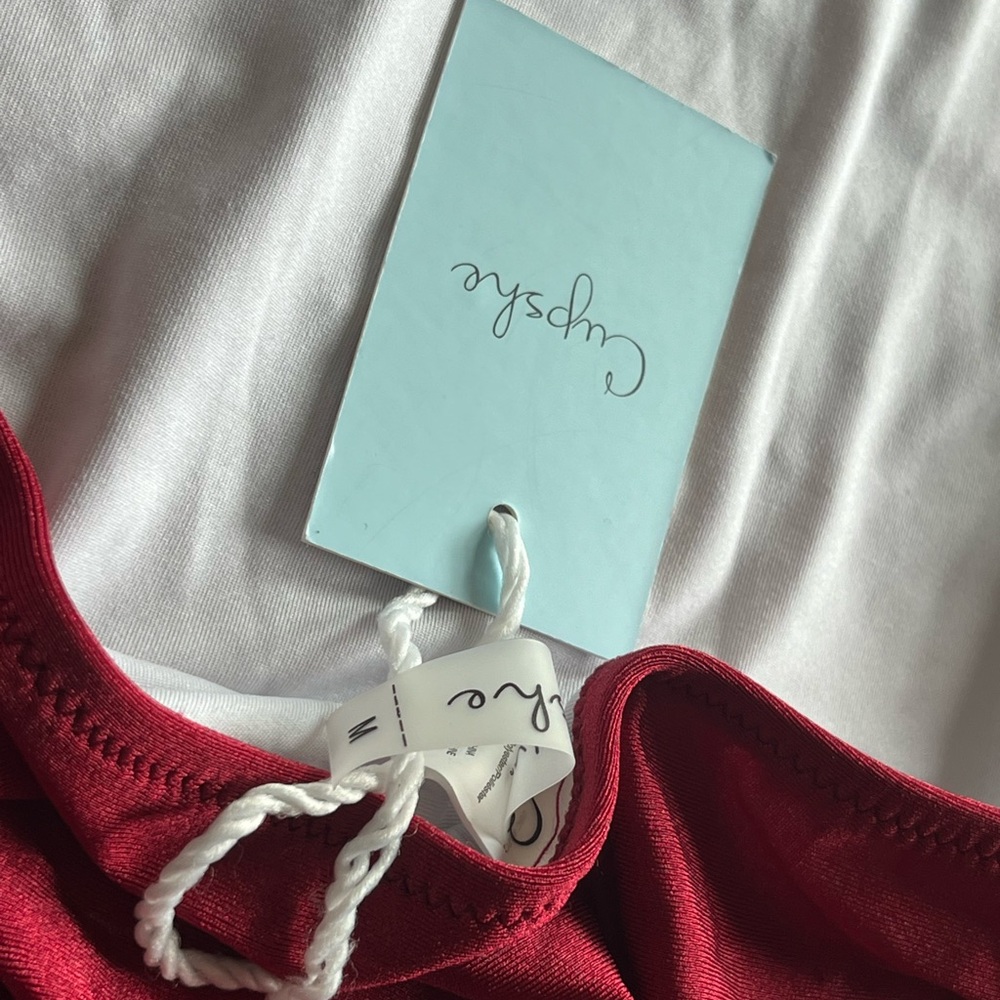 New with Tags Red Cupshe One Piece Swimsuit - Picture 7 of 8